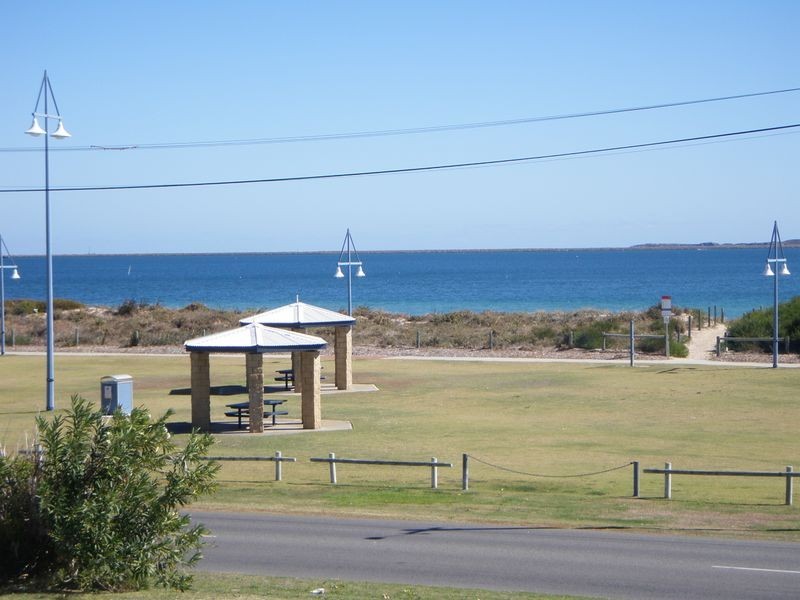 14/76 Kent Street, Rockingham WA 6168