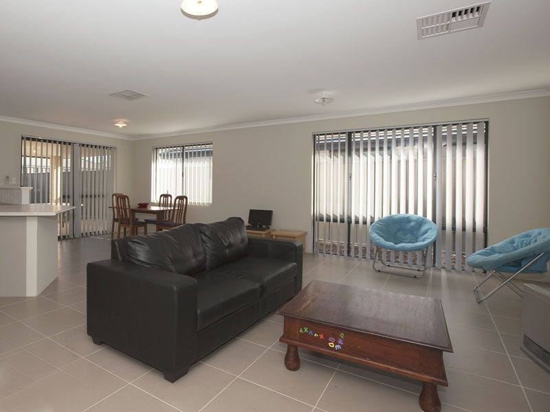 13 Ingarfield Green, Baldivis WA 6171