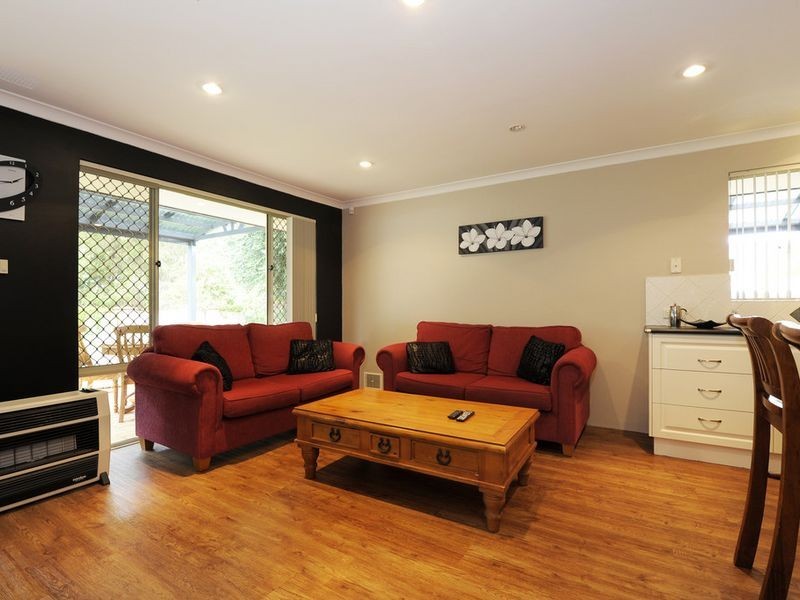 26 Rothesay Court, Cooloongup WA 6168