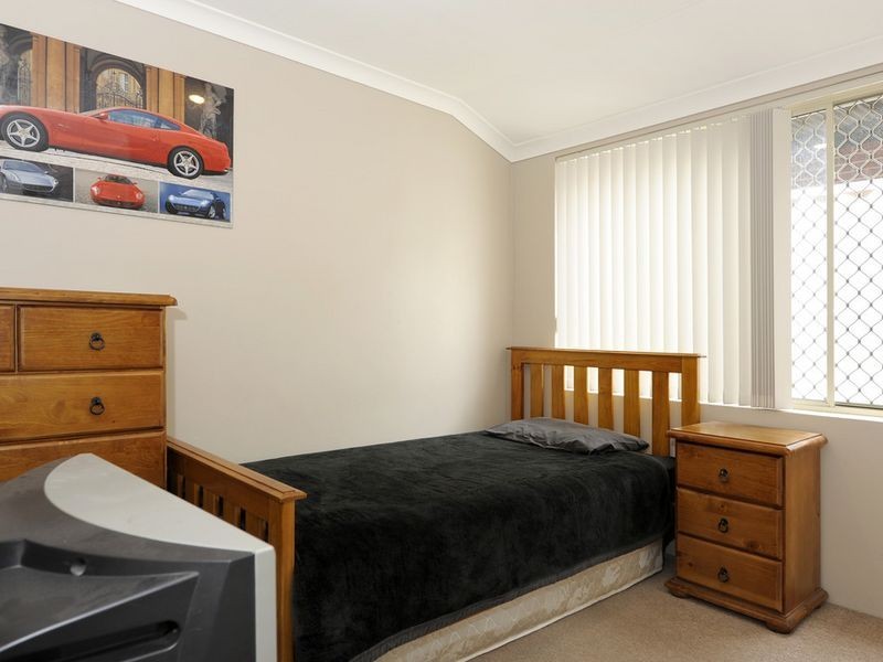 26 Rothesay Court, Cooloongup WA 6168