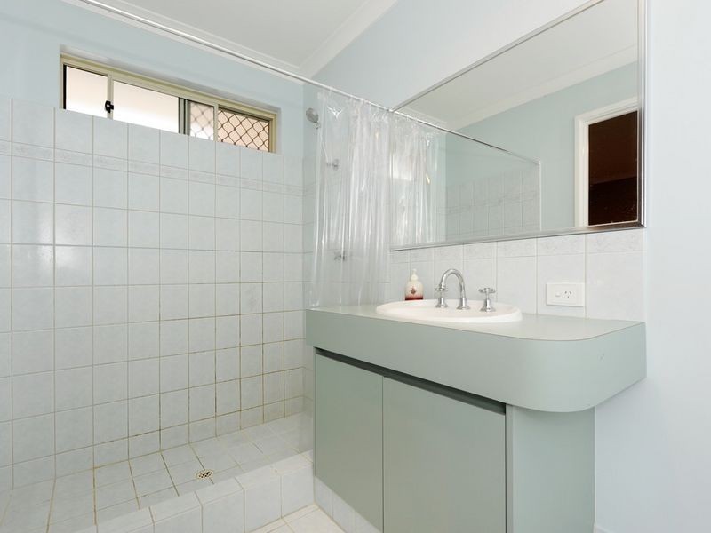 26 Rothesay Court, Cooloongup WA 6168