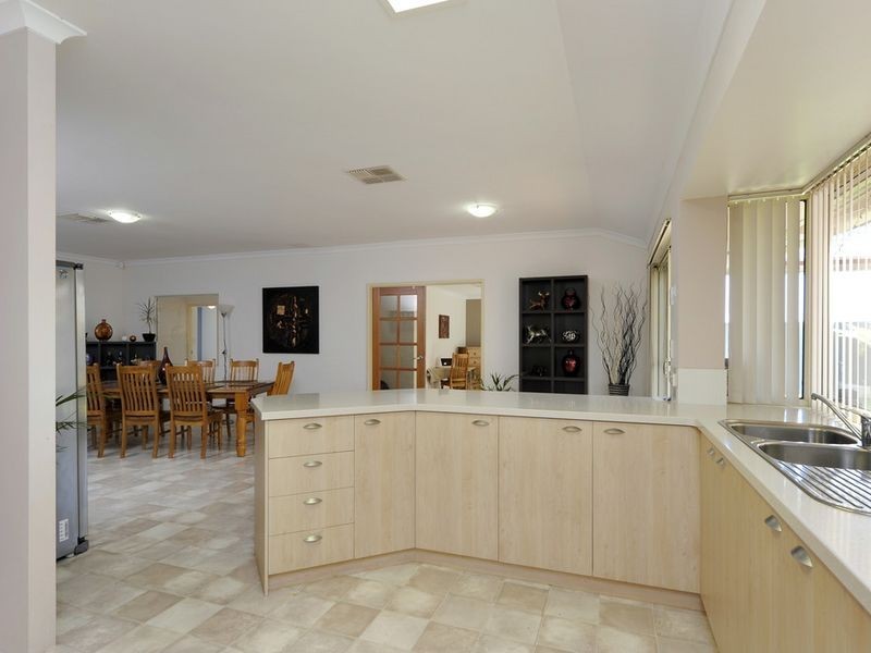 232 Arpenteur Drive, Baldivis WA 6171