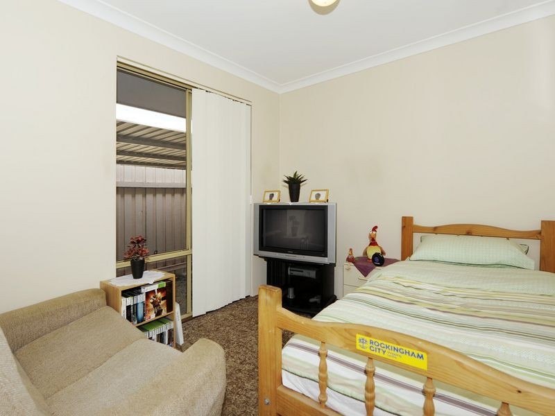 8/8 Merope Close, Rockingham WA 6168