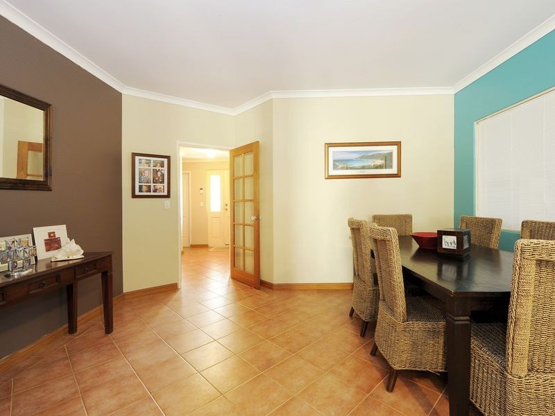 11 St Ettiene Gardens, Port Kennedy WA 6172