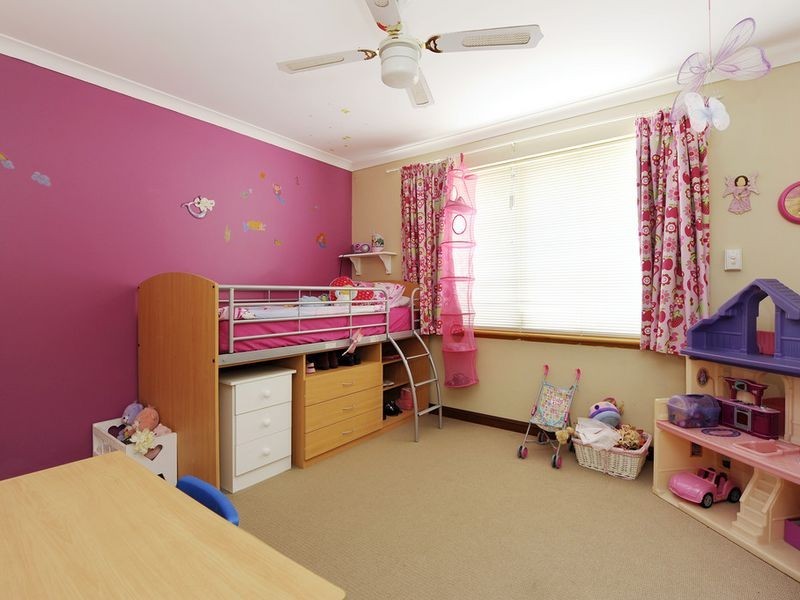 11 St Ettiene Gardens, Port Kennedy WA 6172