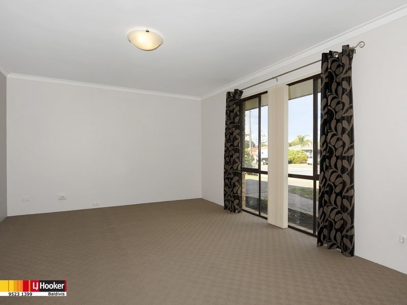 33 Park Drive, Cooloongup WA 6168