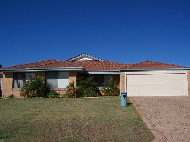 7 Le Mans Elbow, Port Kennedy WA 6172