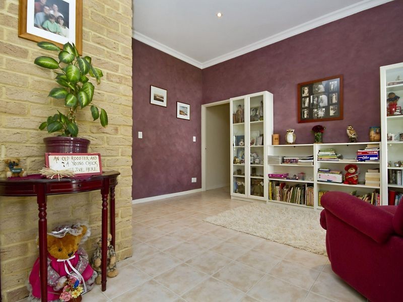 24 Bate Road, Serpentine WA 6125