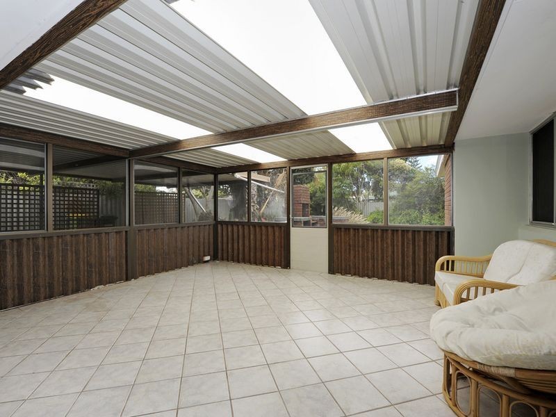 7 Benton Way, Safety Bay WA 6169