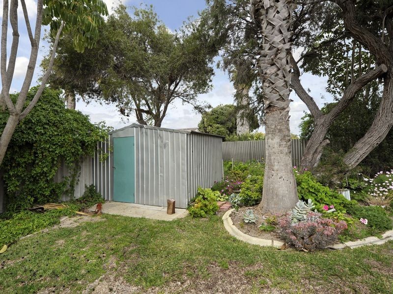 7 Benton Way, Safety Bay WA 6169