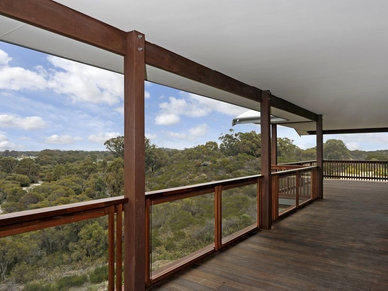 41 Greeson Parkway, Secret Harbour WA 6173