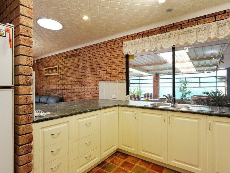 22 Hennessy Way, Rockingham WA 6168