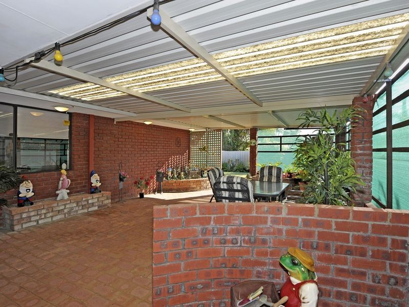 22 Hennessy Way, Rockingham WA 6168