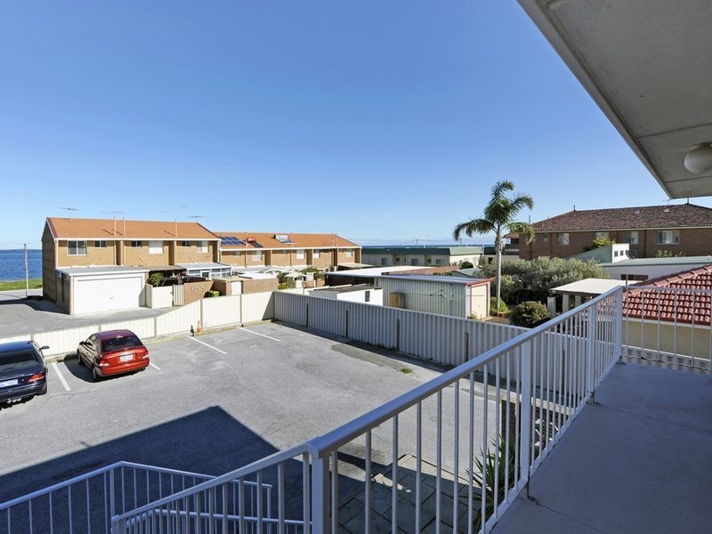 12/186 Arcadia Drive, Safety Bay WA 6169