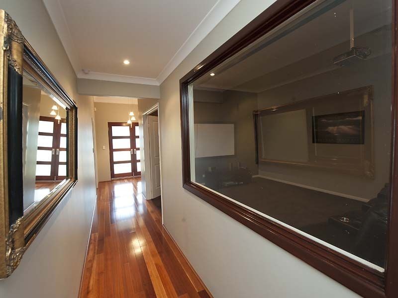13 Taiof Close, Secret Harbour WA 6173