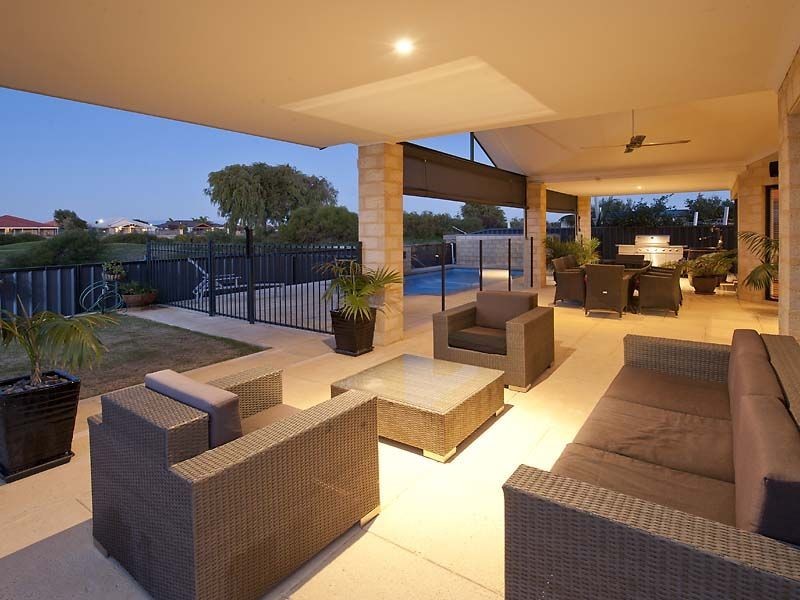 13 Taiof Close, Secret Harbour WA 6173