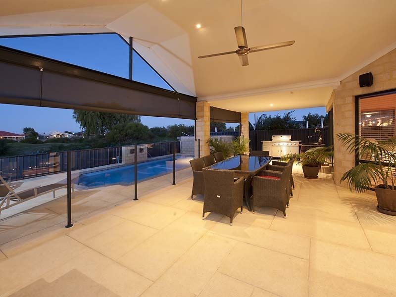 13 Taiof Close, Secret Harbour WA 6173
