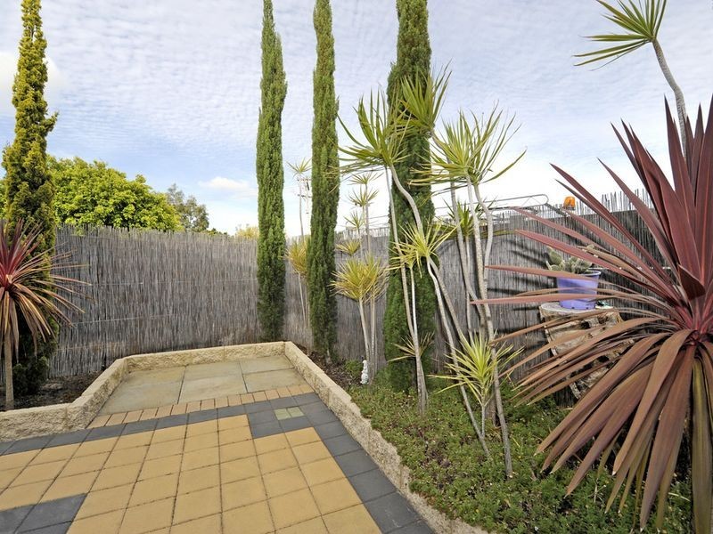 23/13 Merope Close, Rockingham WA 6168