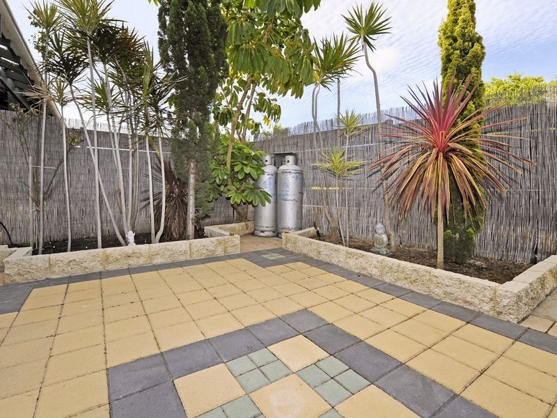 23/13 Merope Close, Rockingham WA 6168