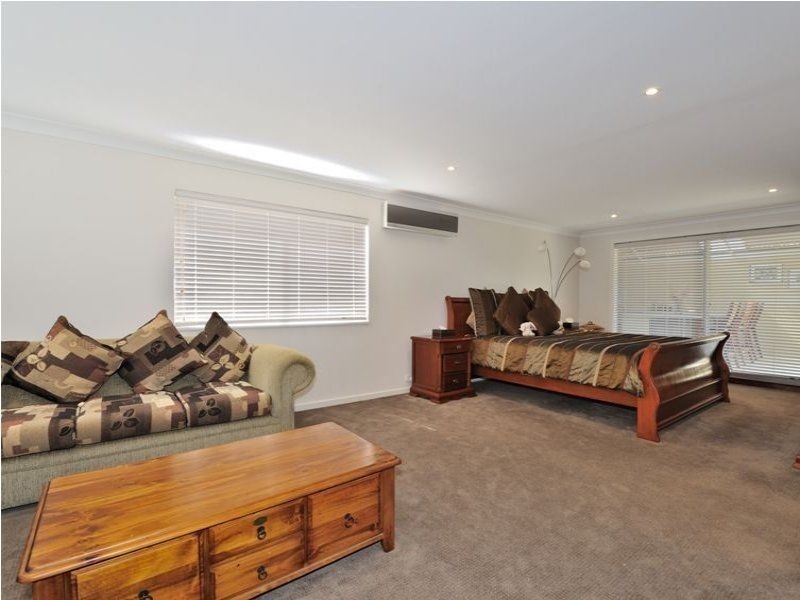 3 Seabrooke Avenue, Rockingham WA 6168