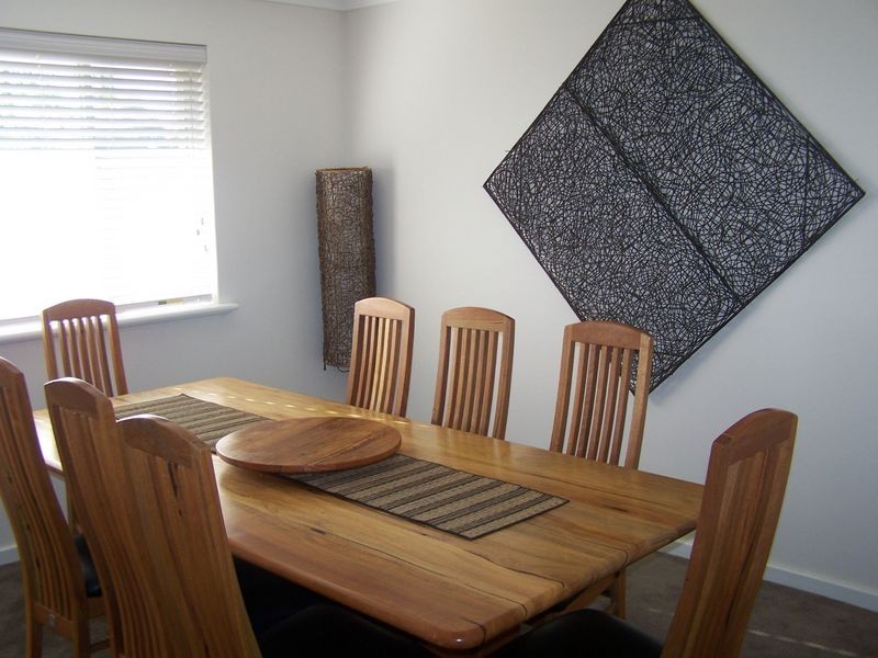 3 Seabrooke Avenue, Rockingham WA 6168