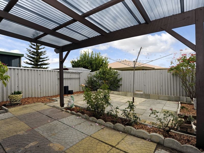 8/101 Simpson Avenue, Rockingham WA 6168