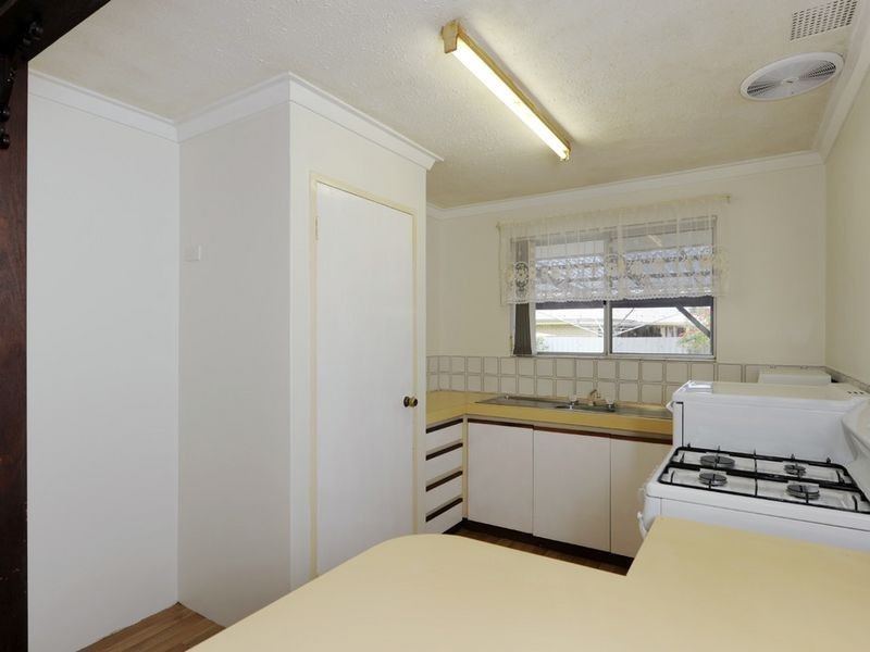 8/101 Simpson Avenue, Rockingham WA 6168