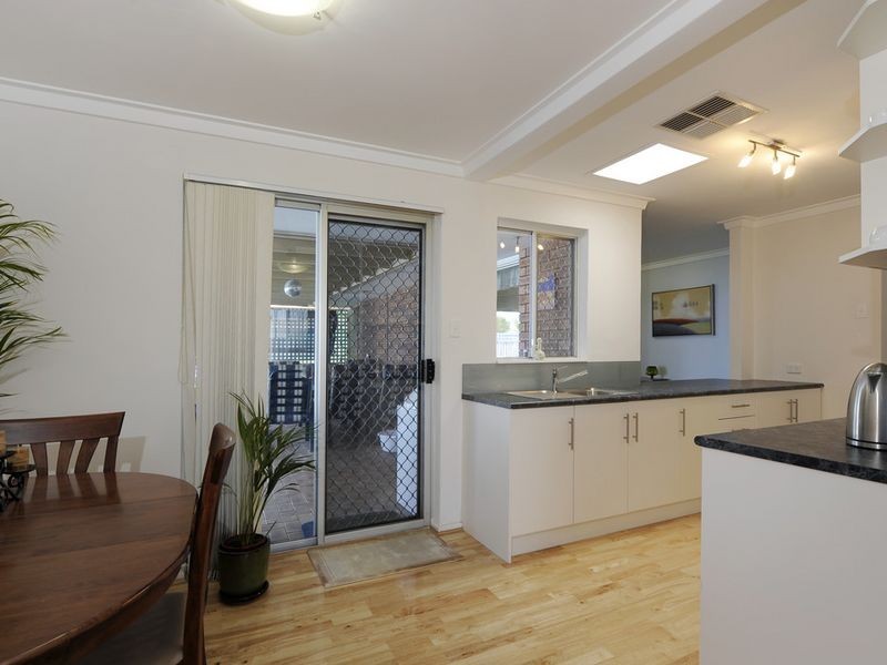 31 Kurrawa Street, Hillman WA 6168