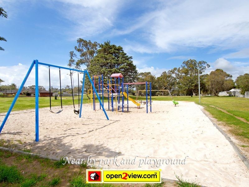 31 Kurrawa Street, Hillman WA 6168