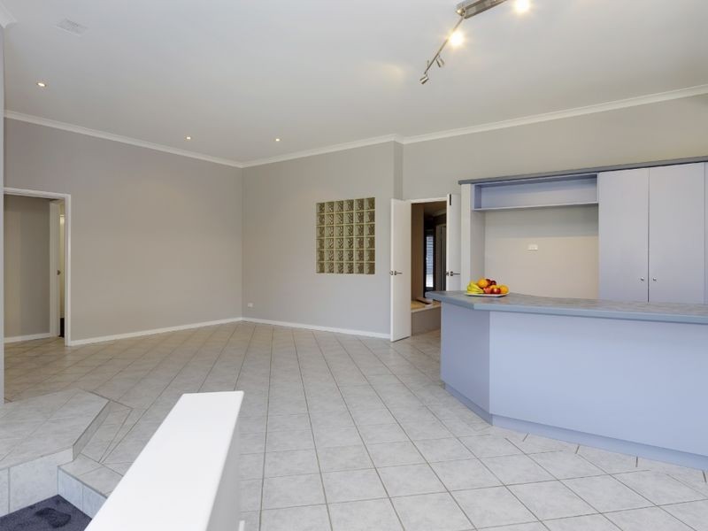 5 Fathom Ramble, Waikiki WA 6169
