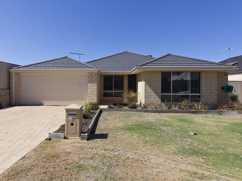 6 Ravenglass Crescent, Waikiki WA 6169
