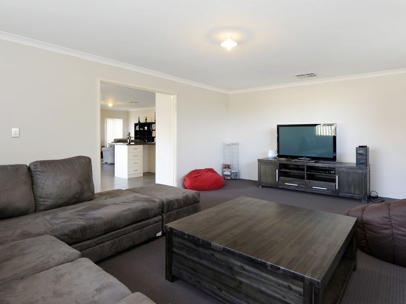 32 Andalusian Loop, Baldivis WA 6171