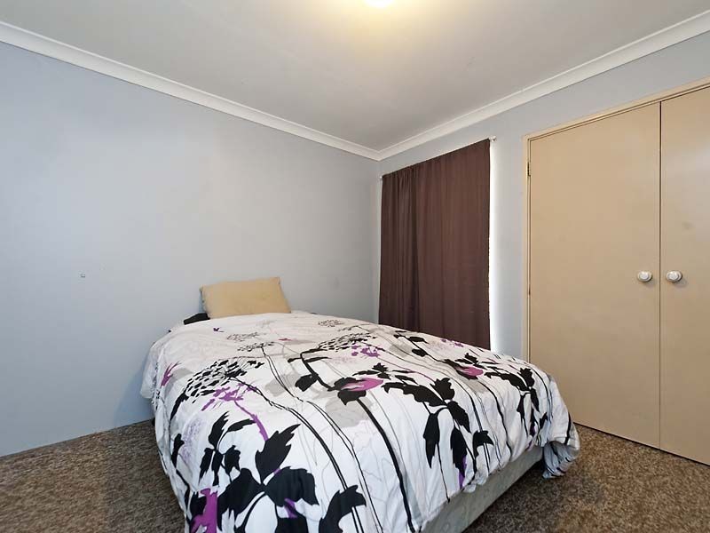 18/98 Simpson Avenue, Rockingham WA 6168