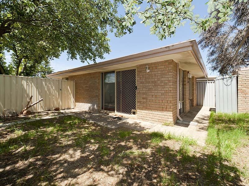 18/98 Simpson Avenue, Rockingham WA 6168