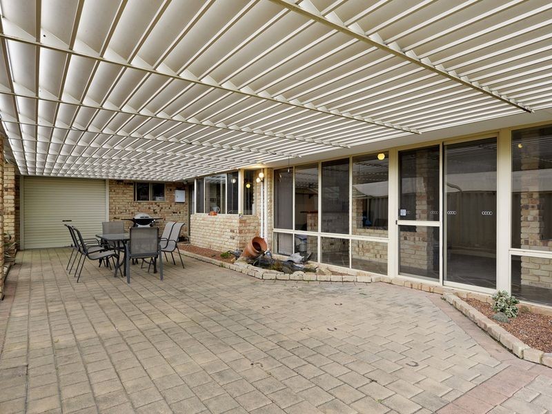 9 Tampico Court, Safety Bay WA 6169