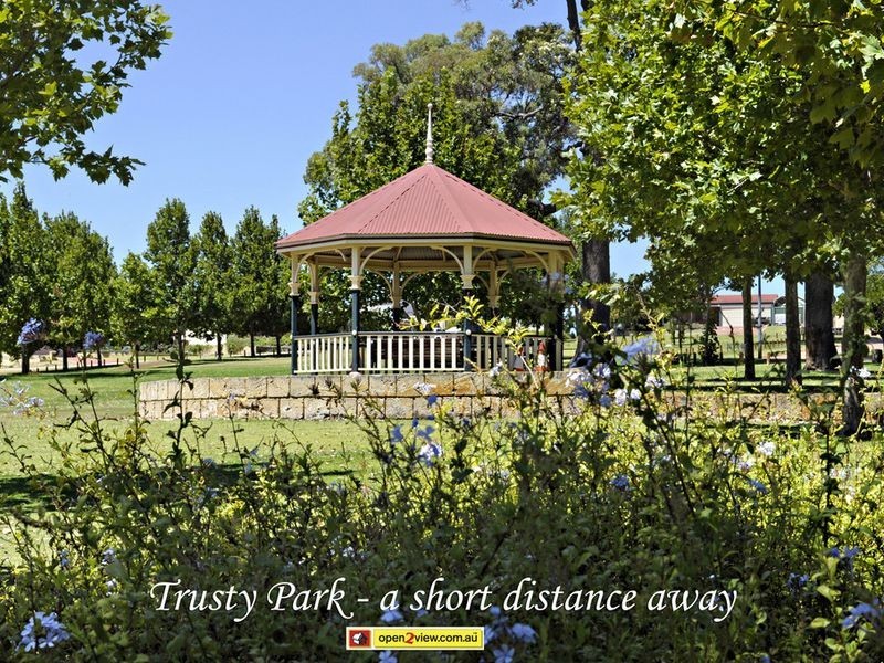 14 Calilly Way, Baldivis WA 6171