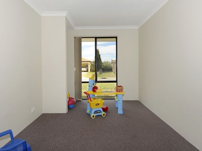 9 Caranja Court, Warnbro WA 6169