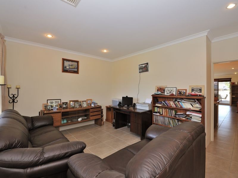 4 Seaford Lane, Secret Harbour WA 6173