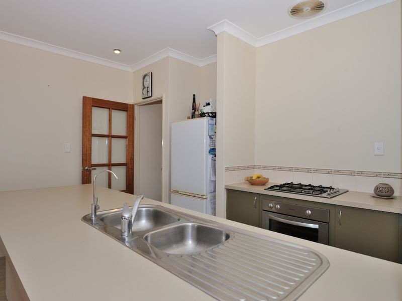 4 Seaford Lane, Secret Harbour WA 6173