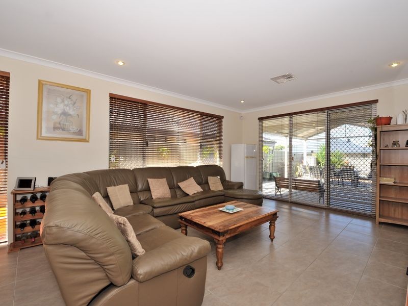 4 Seaford Lane, Secret Harbour WA 6173