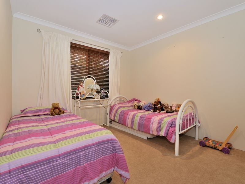 4 Seaford Lane, Secret Harbour WA 6173