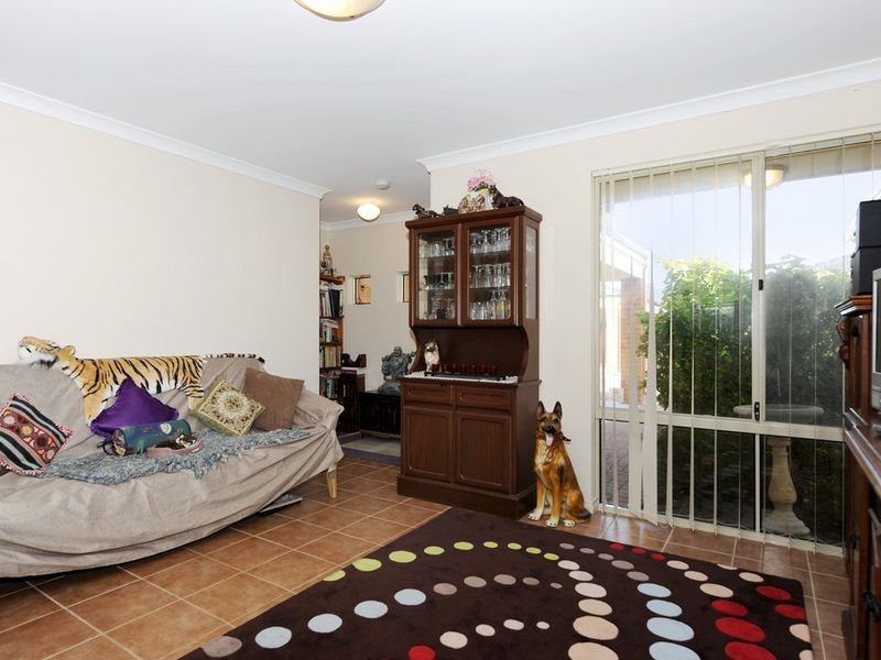 4/51 Laguardia Loop, Port Kennedy WA 6172