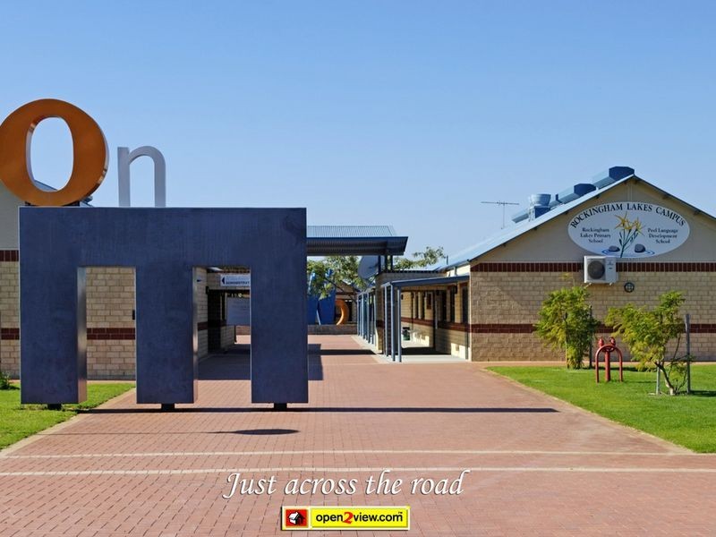 4/51 Laguardia Loop, Port Kennedy WA 6172