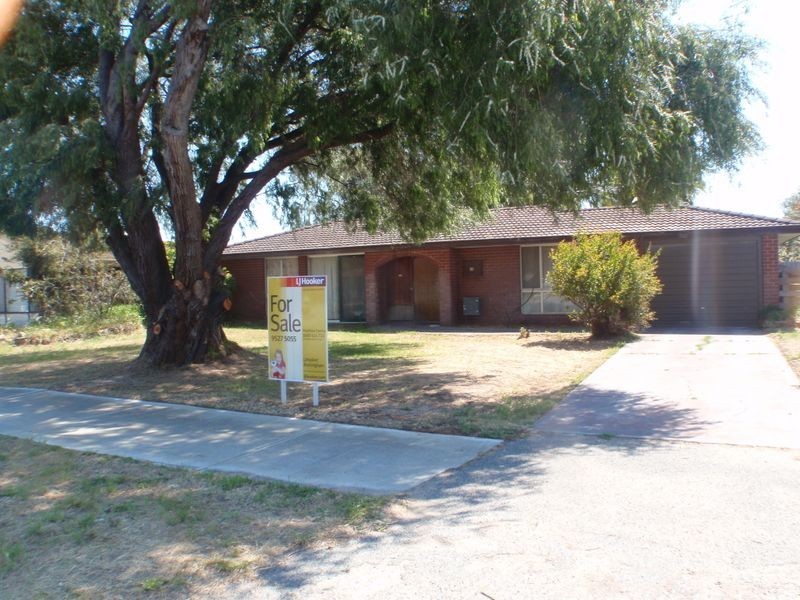 13 Cambridge Crescemt, Cooloongup WA 6168