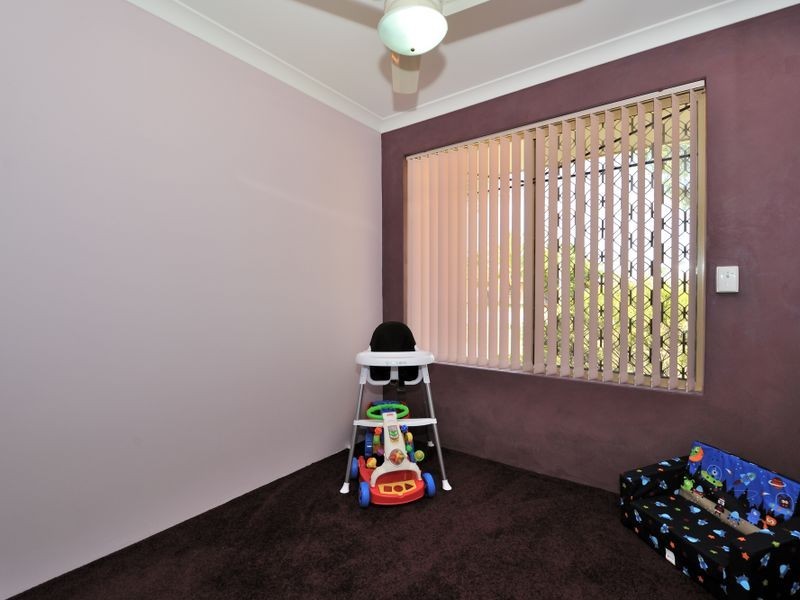 18 Hazlett Place, Waikiki WA 6169