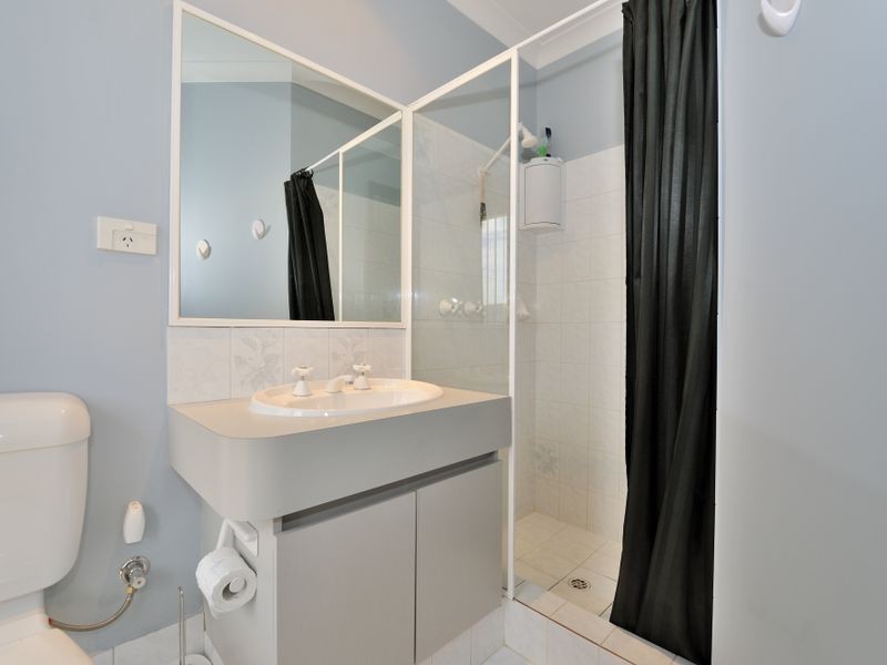 18 Hazlett Place, Waikiki WA 6169