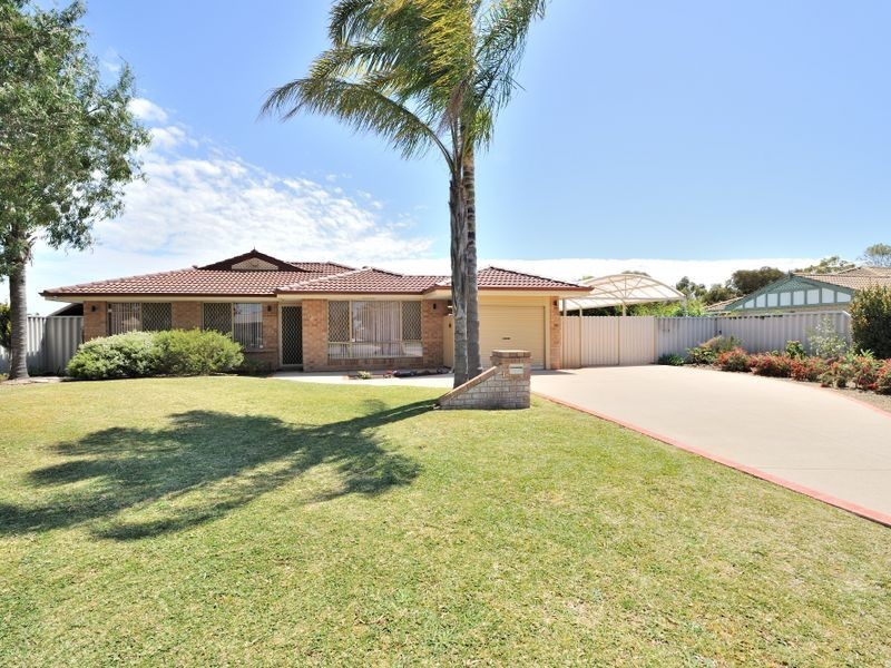 18 Hazlett Place, Waikiki WA 6169