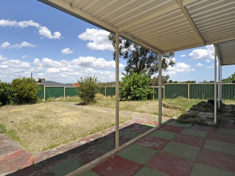 14 Clarinda Avenue, Orelia WA 6167