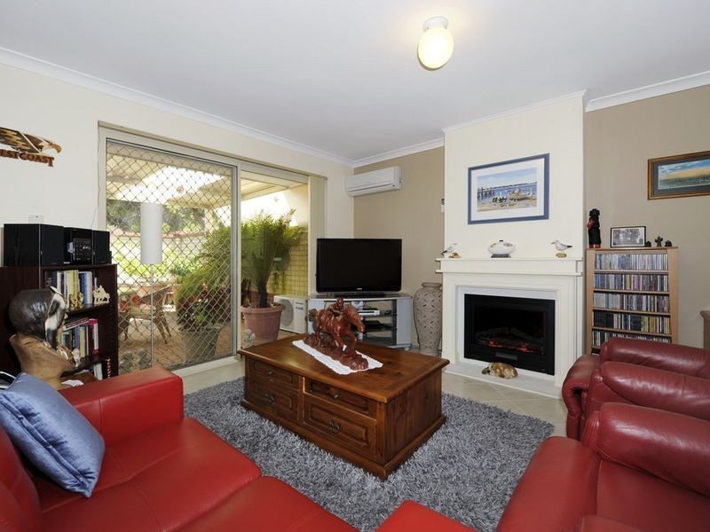 1/21 Ashford Avenue, Rockingham WA 6168