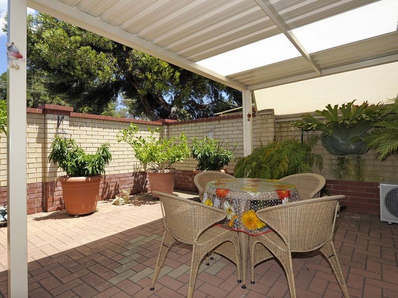 1/21 Ashford Avenue, Rockingham WA 6168